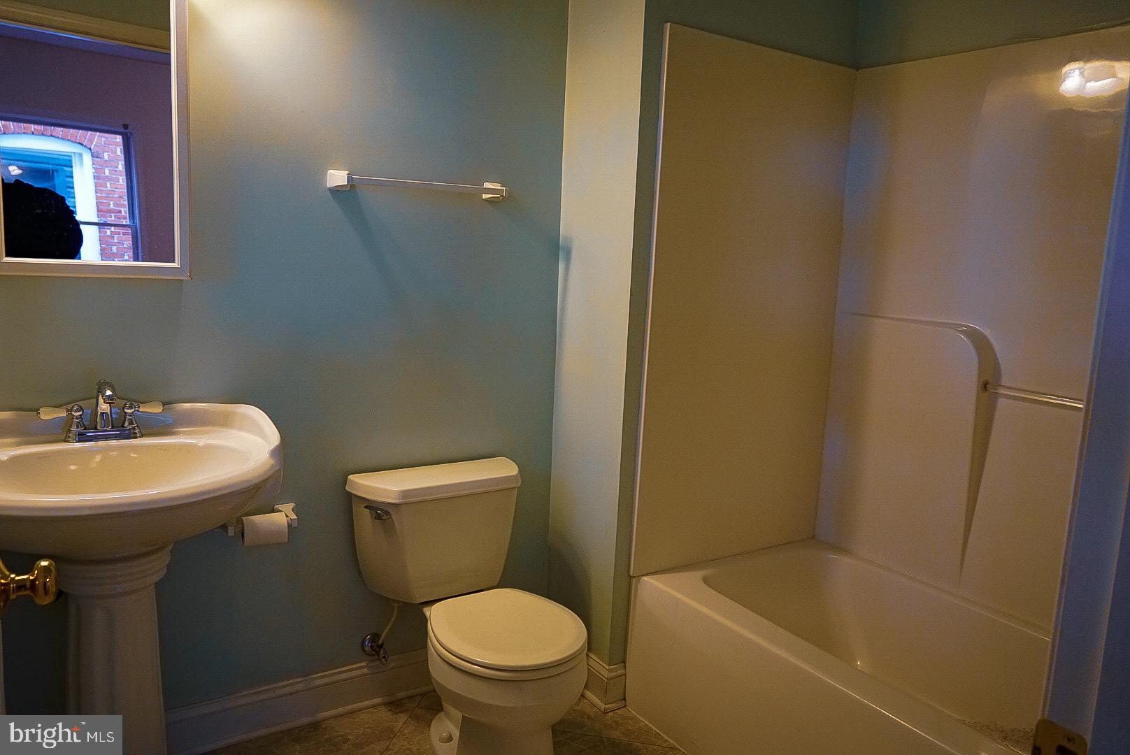 230 North Potomac Street, Unit 2 Hagerstown, MD 21740 - Photo 15 of 29