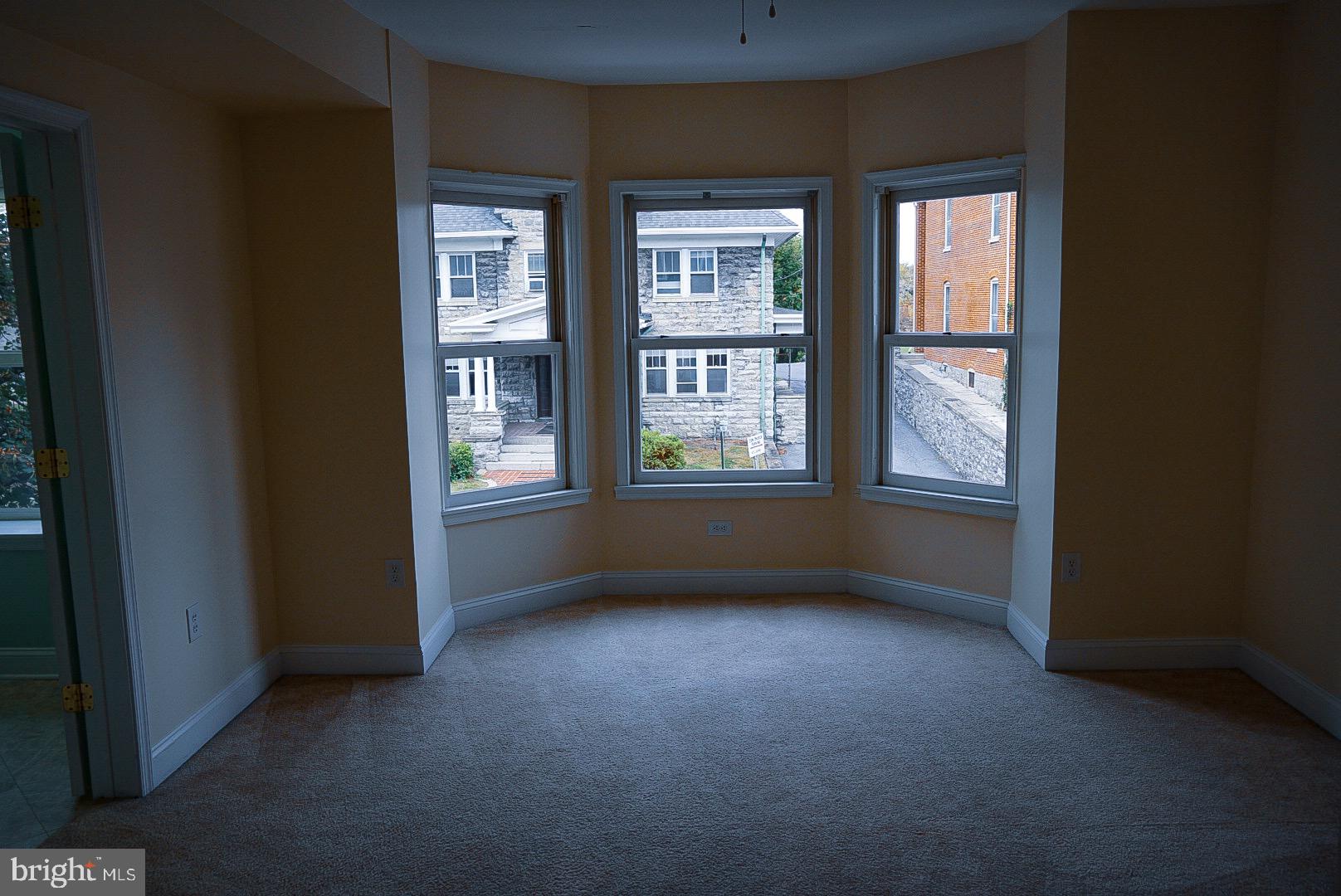 230 North Potomac Street, Unit 2 Hagerstown, MD 21740 - Photo 18 of 29