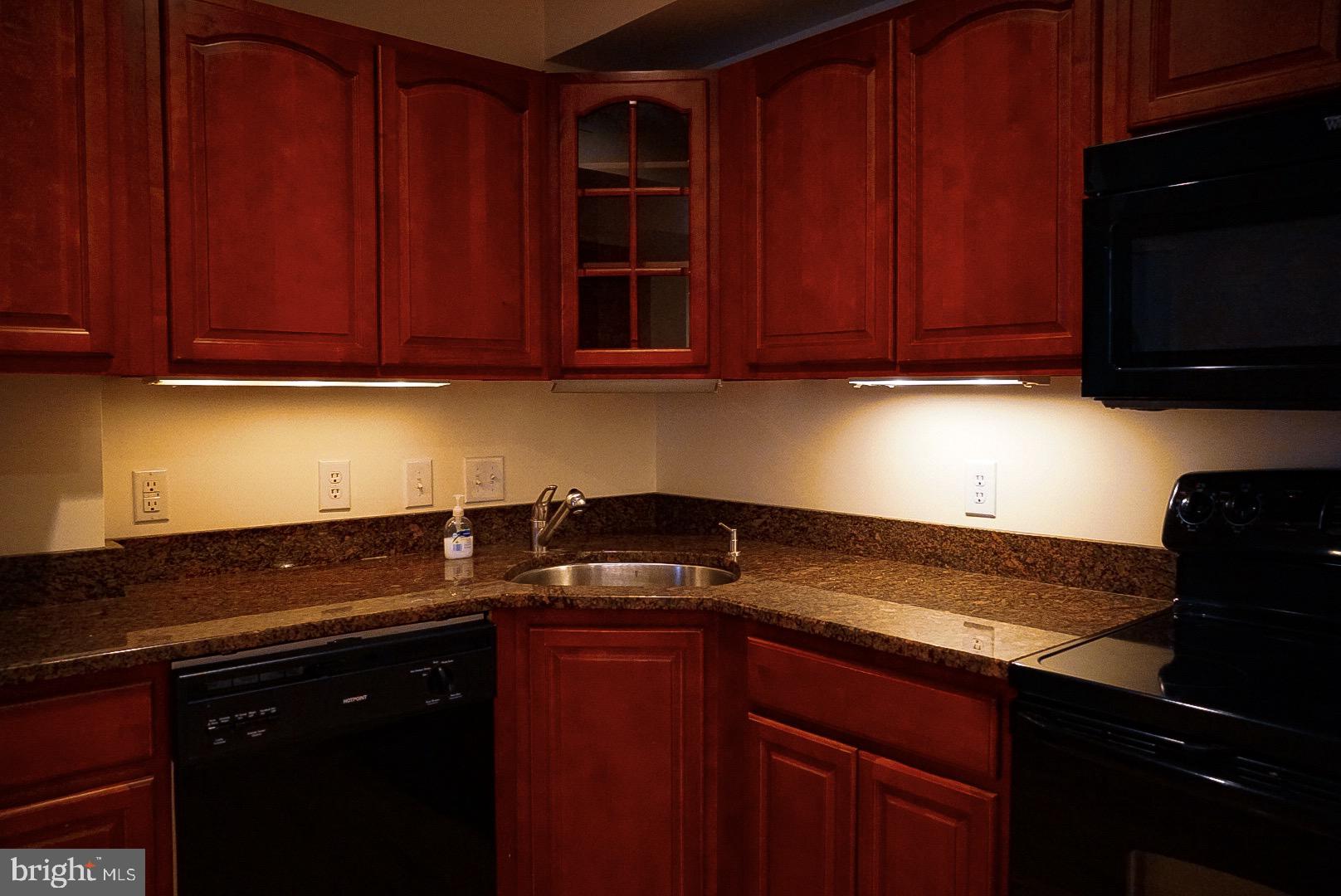 230 North Potomac Street, Unit 2 Hagerstown, MD 21740 - Photo 10 of 29