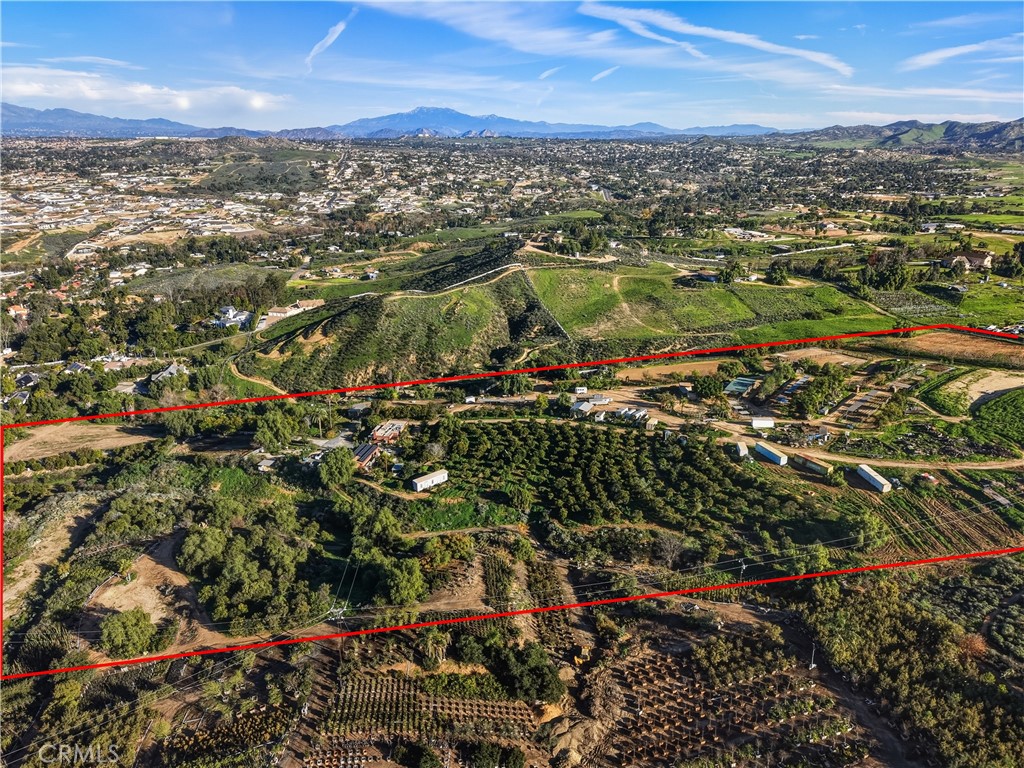 17575 Wicker Way Riverside, CA 92504 - Photo 30 of 32 an aerial view of residential houses with outdoor space