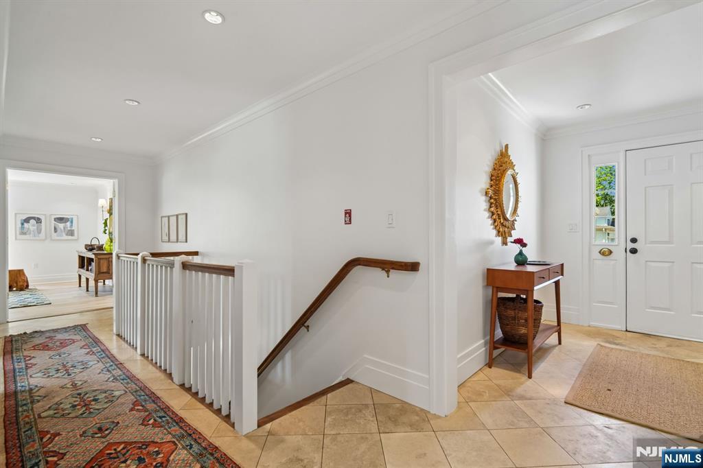 658 Ridgewood Road, Unit C0001 Maplewood, NJ 07040 - Photo 3 of 29