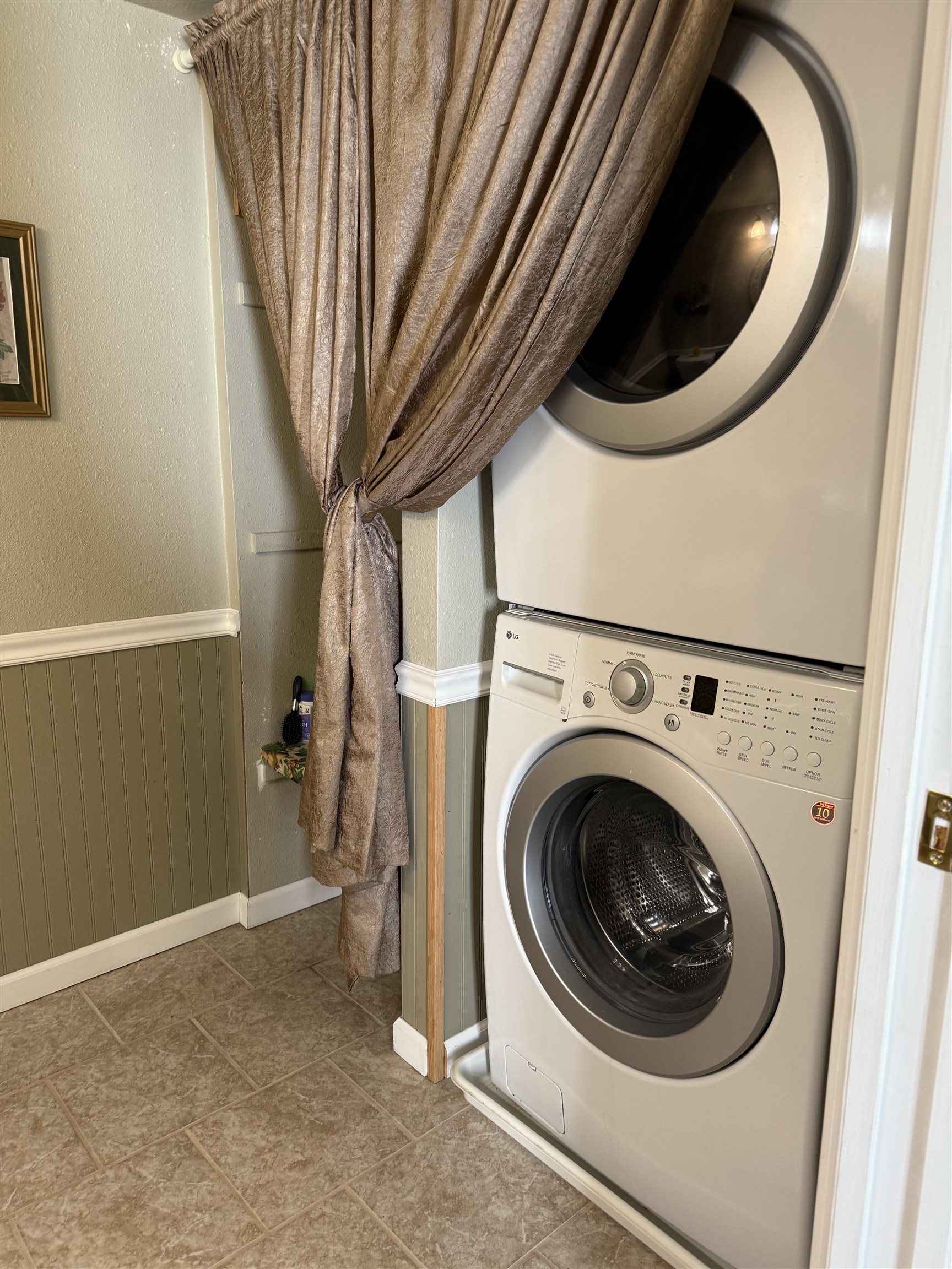 7707 Us Rte 20 West Lena, IL 61048 - Photo 20 of 41