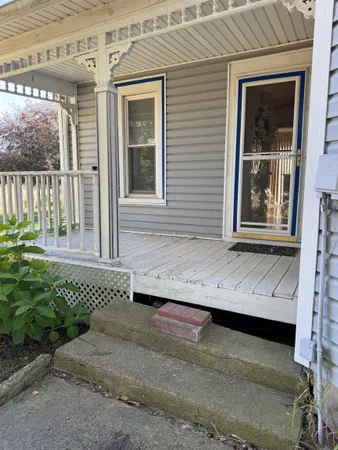 $185,000 | 7707 Us Rte 20 West, Lena, IL 61048