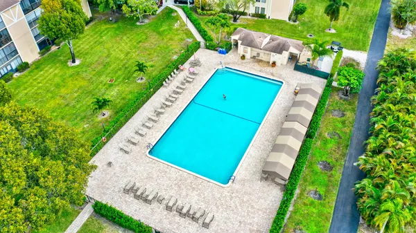 $4,000 | 14426 Amberly Lane, Unit 706, Delray Beach, FL 33446