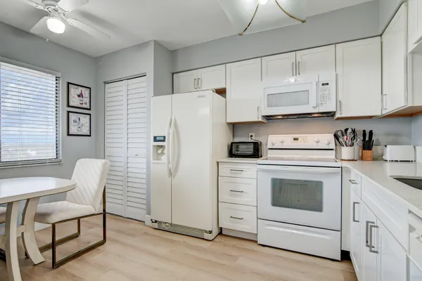 $4,000 | 14426 Amberly Lane, Unit 706, Delray Beach, FL 33446