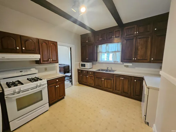 $429,000 | 768 South Lombard Avenue, Evansville, IN 47714
