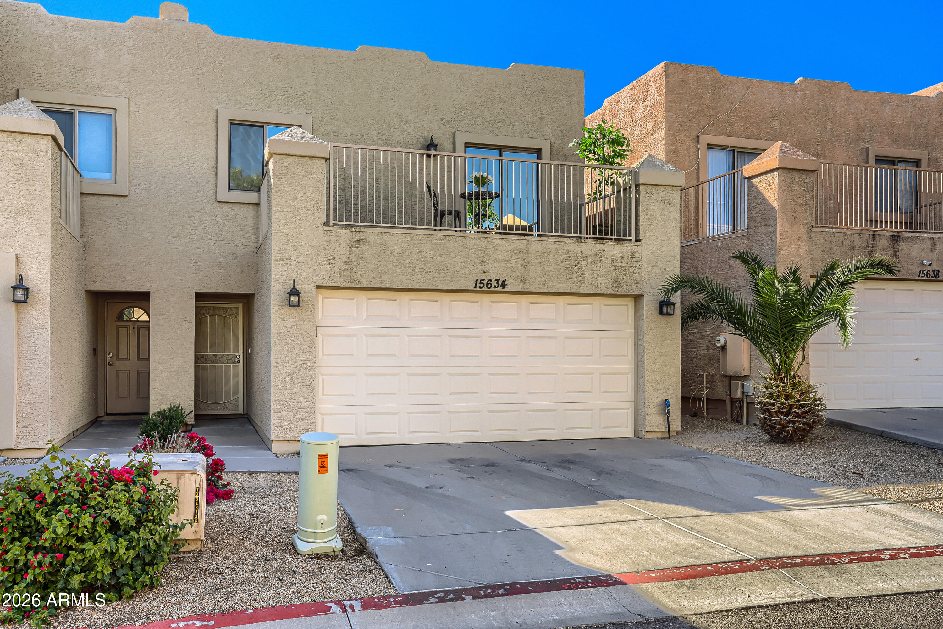 15634 North 29th Way Phoenix, AZ 85032 - Photo 4 of 33 02 Exterior Front (2)