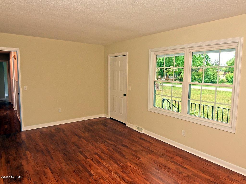 206 Spartan Road Wilmington, NC 28405 - Photo 12 of 22 Family