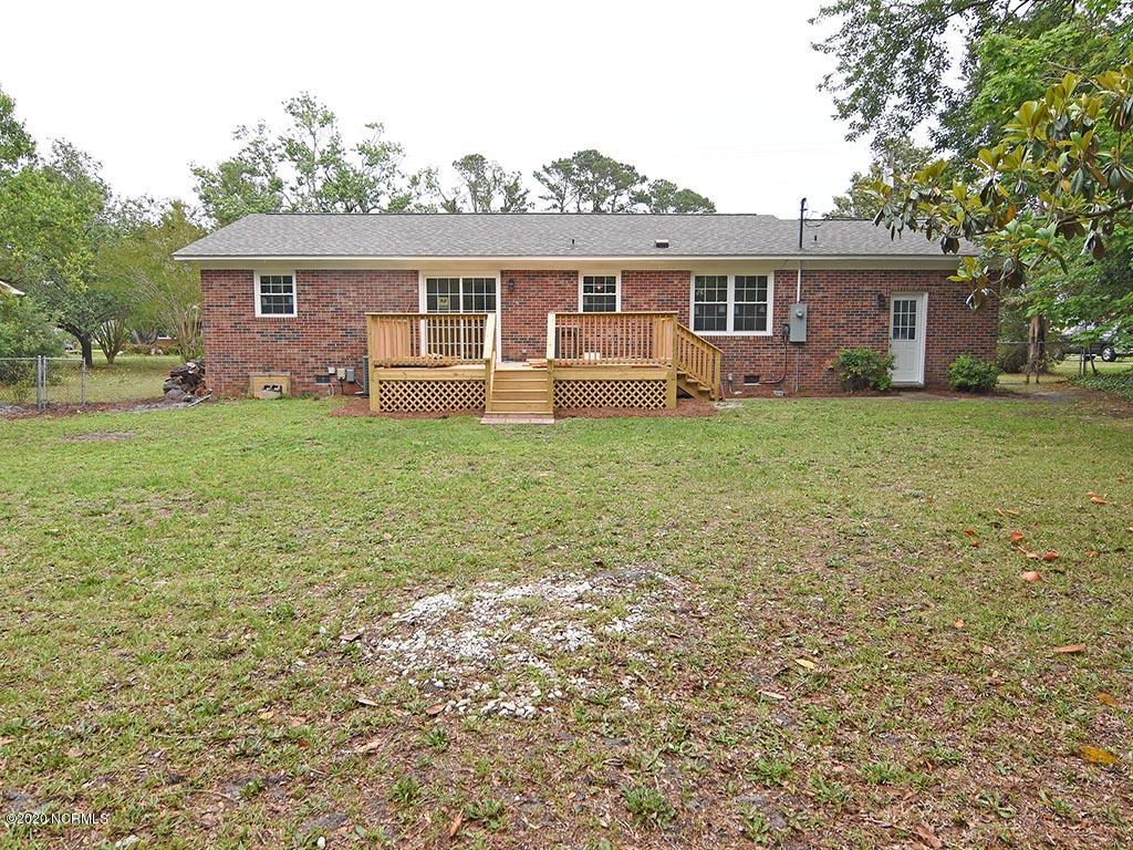 206 Spartan Road Wilmington, NC 28405 - Photo 3 of 22 Back View 2