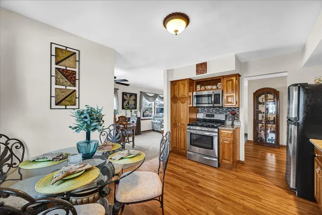 $299,900 | 9 Linda Lane, Normal, IL 61761