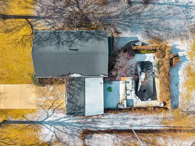 $299,900 | 9 Linda Lane, Normal, IL 61761