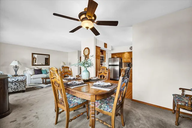 $299,900 | 9 Linda Lane, Normal, IL 61761