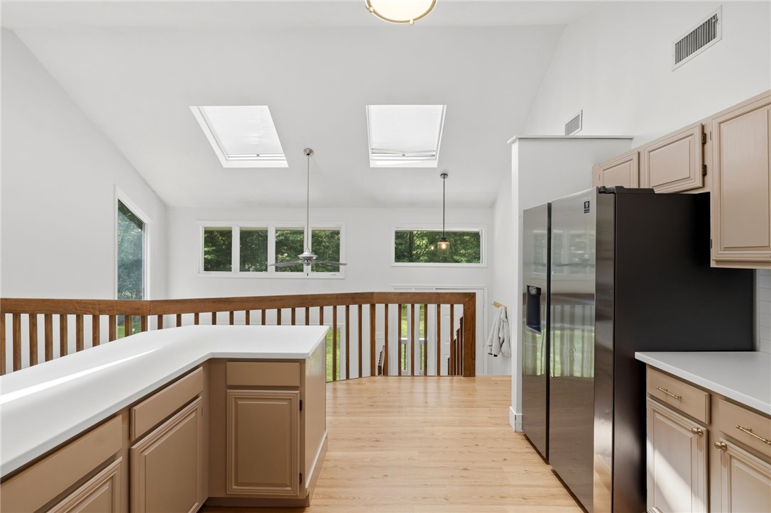 768 Weaver Hill Road Coventry, RI 02816 - Photo 19 of 37