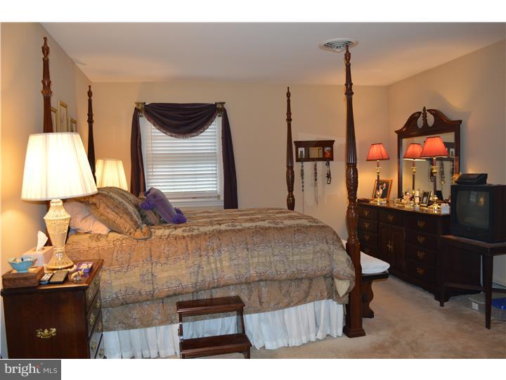 25 Stage Road Newark, DE 19711 - Photo 7 of 11 Master Bedroom