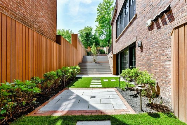 $4,835,000 | 5 Joy Street, Unit I, Boston, MA 02108