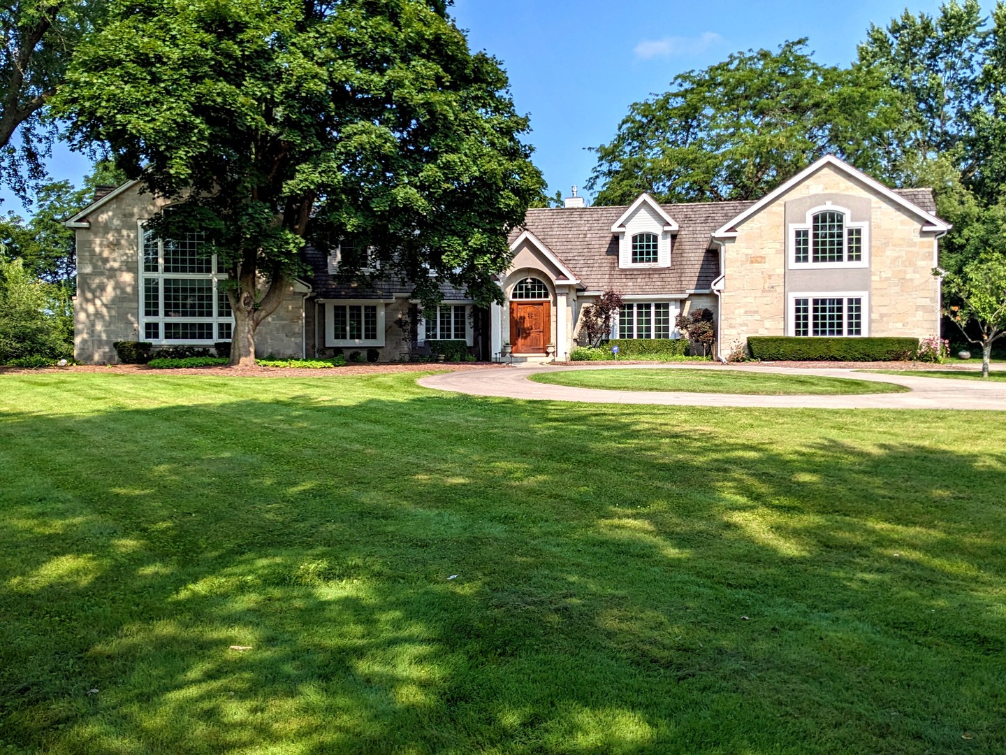 854 Braeburn Road Inverness, IL 60067 - Photo 1 of 81
