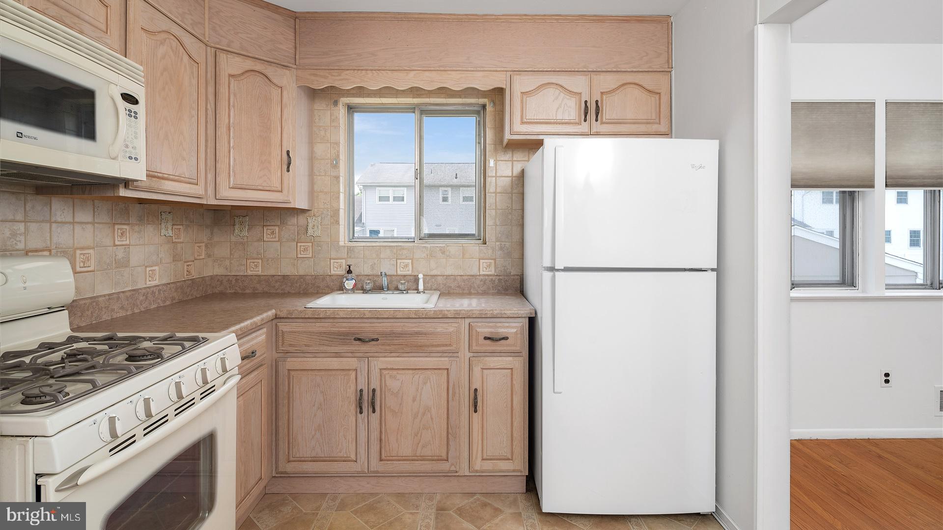 32 Elmont Road Hamilton, NJ 08610 - Photo 10 of 25 Gallery Image 10