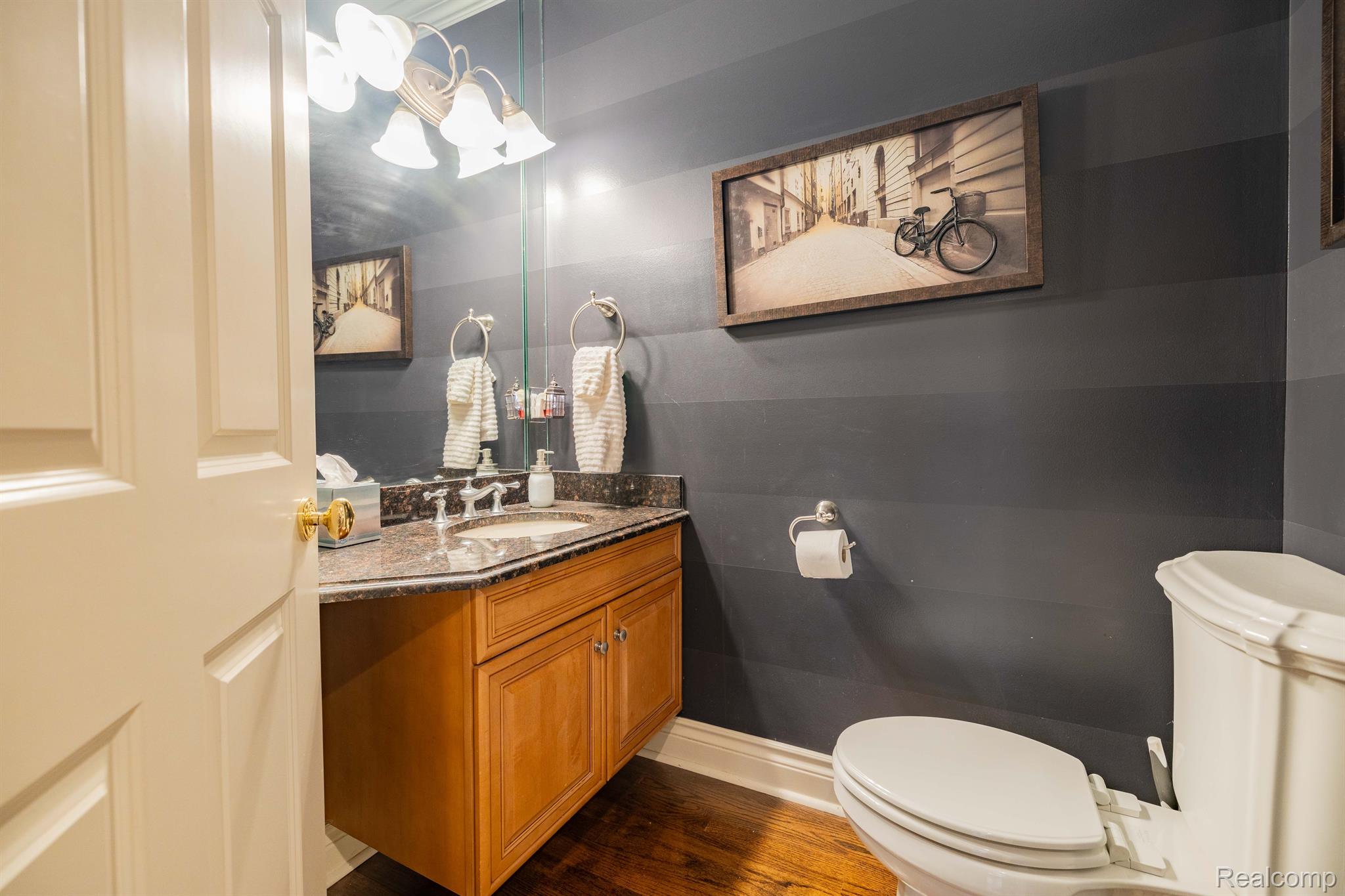 8740 Ridge Road Canton, MI 48187 - Photo 32 of 68 Gallery Image 32
