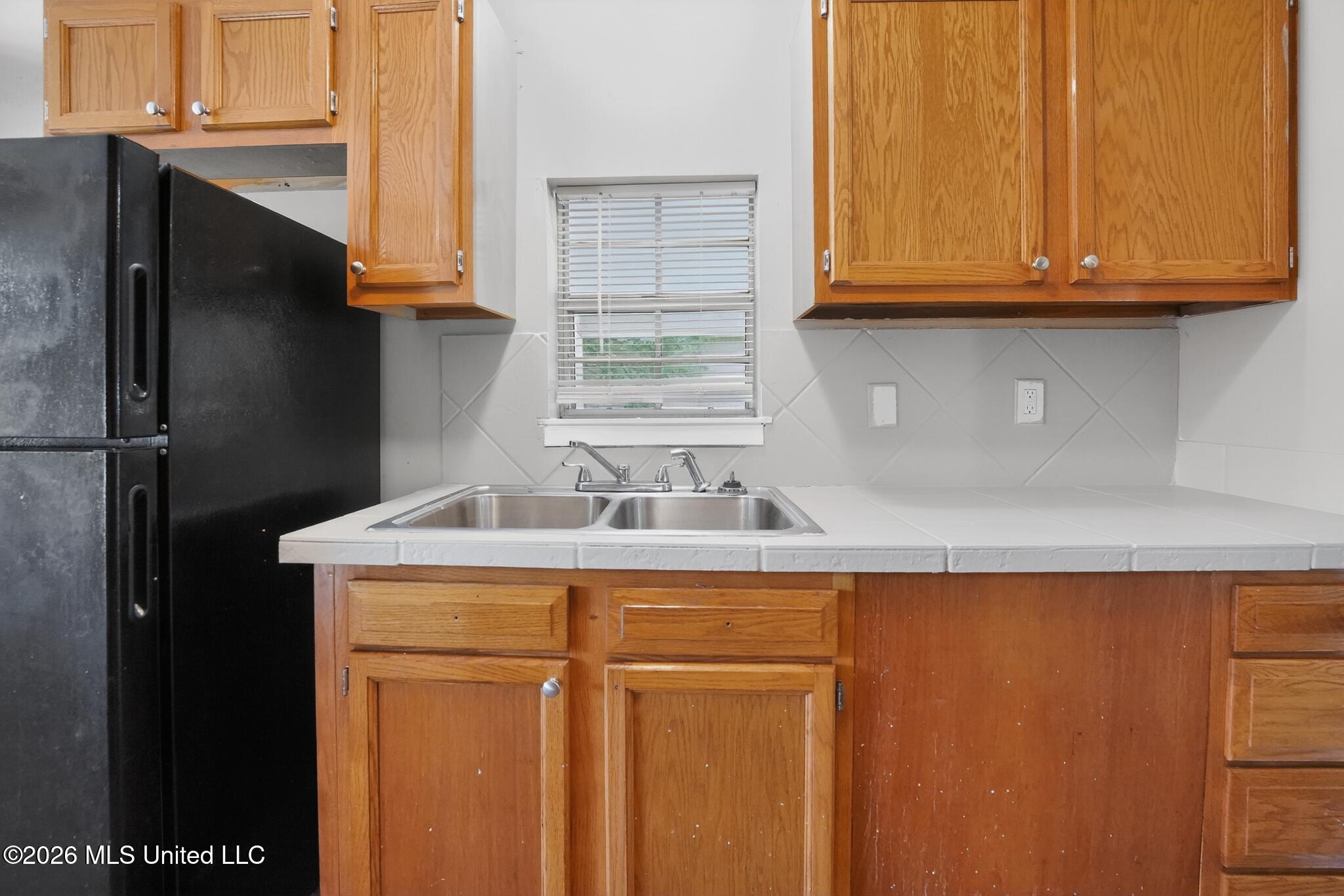 206 Valley Ridge Drive Jackson, MS 39206 - Photo 17 of 34 17_206_Valley_Ridge_Dr-Kitchen-8003