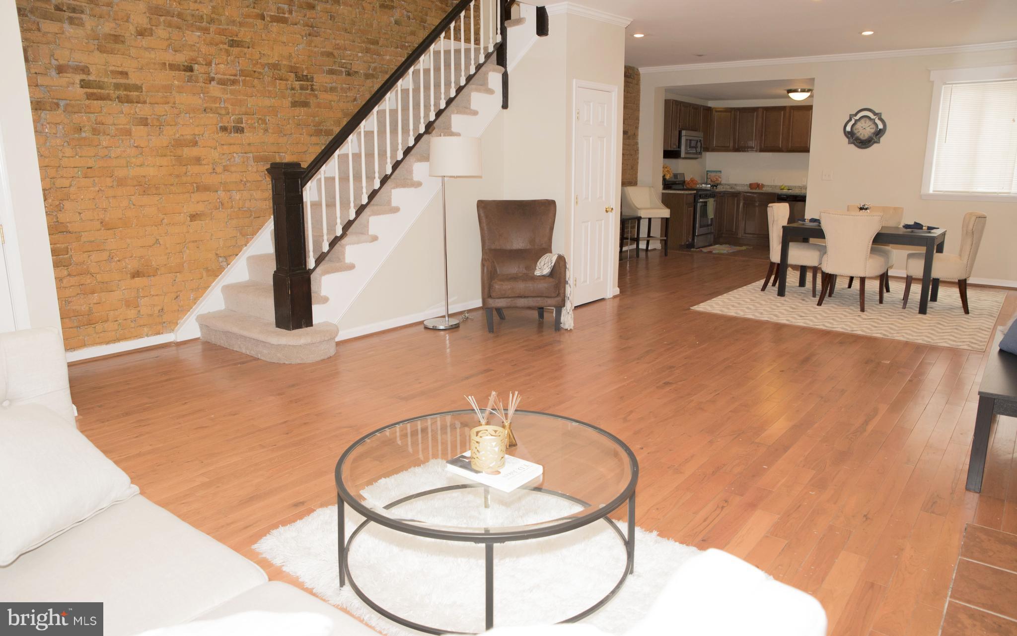 624 Wicklow Road Baltimore, MD 21229 - Photo 3 of 26 Interior (General)