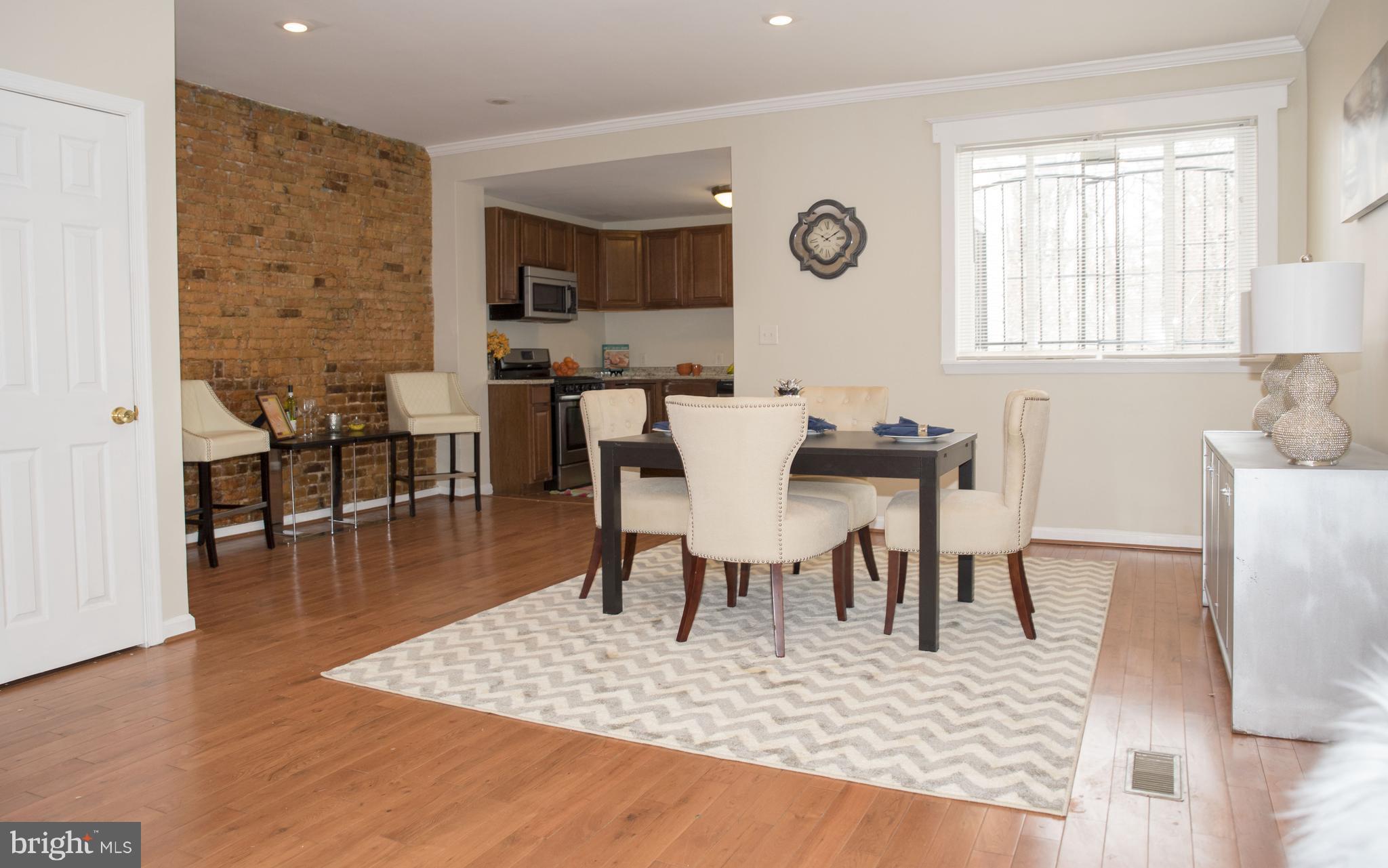 624 Wicklow Road Baltimore, MD 21229 - Photo 8 of 26 Dining Room