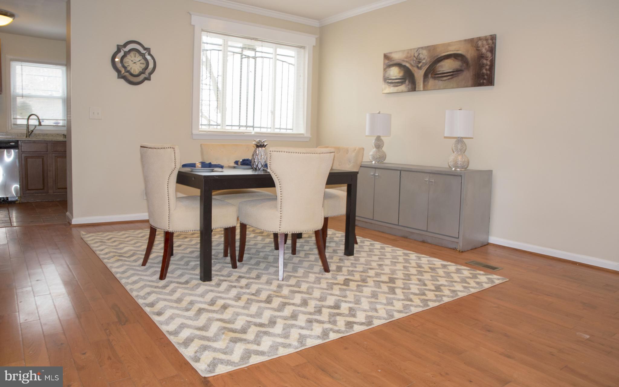 624 Wicklow Road Baltimore, MD 21229 - Photo 9 of 26 Dining Room