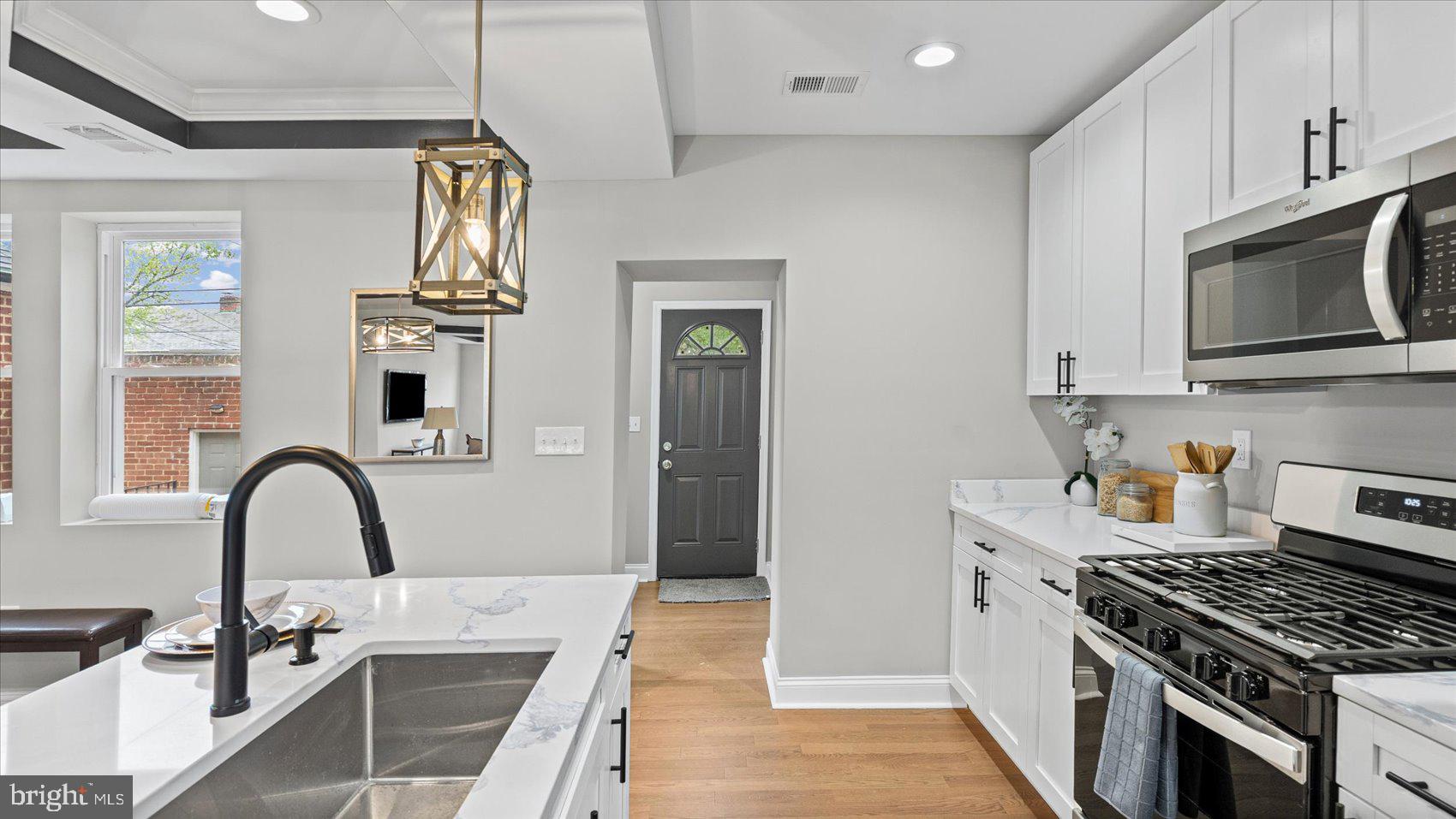 1633 Ralworth Road Baltimore, MD 21218 - Photo 14 of 44
