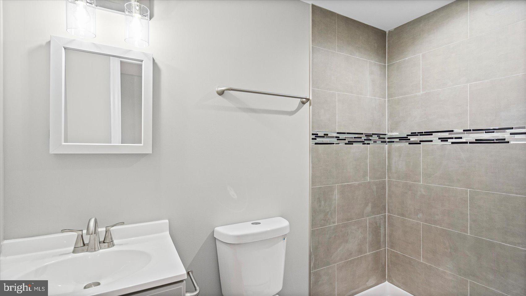 1633 Ralworth Road Baltimore, MD 21218 - Photo 21 of 44