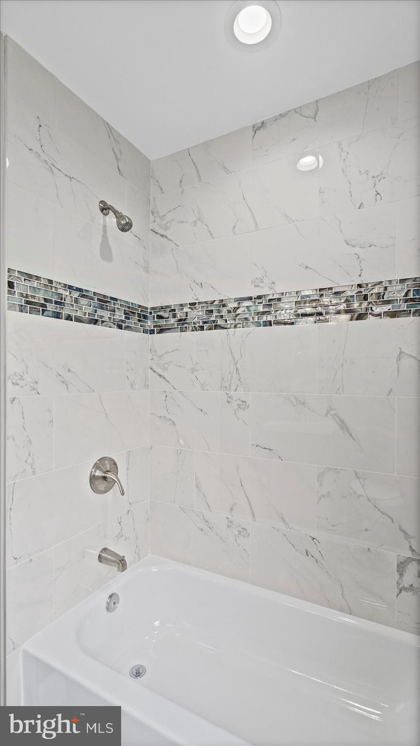 1633 Ralworth Road Baltimore, MD 21218 - Photo 34 of 44