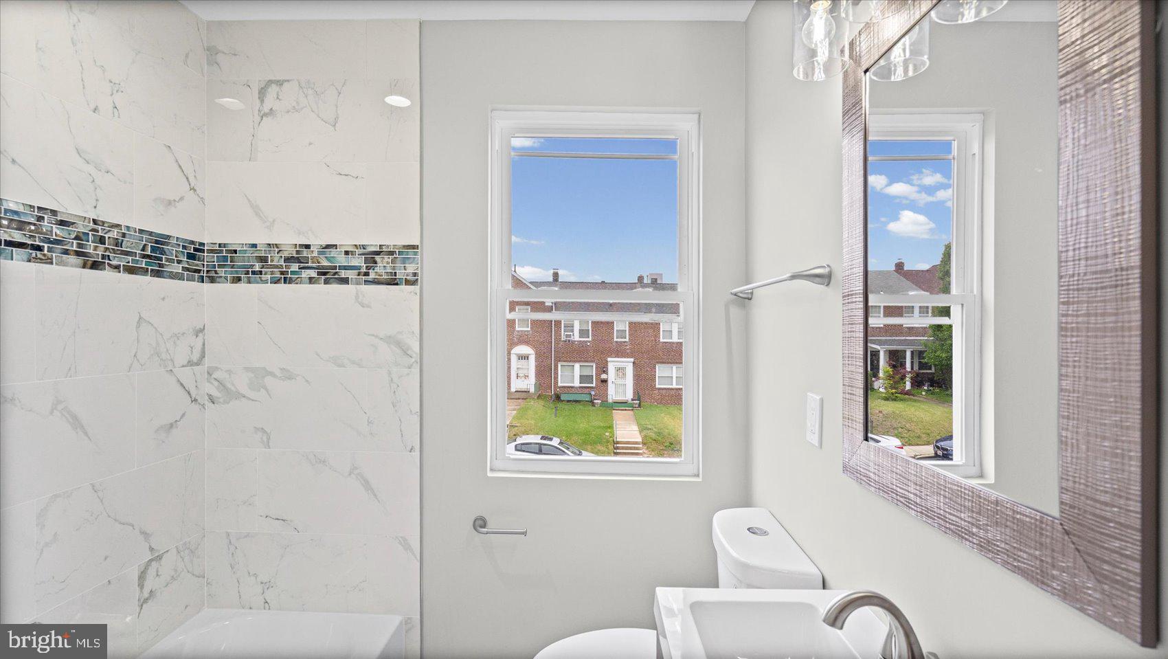 1633 Ralworth Road Baltimore, MD 21218 - Photo 35 of 44