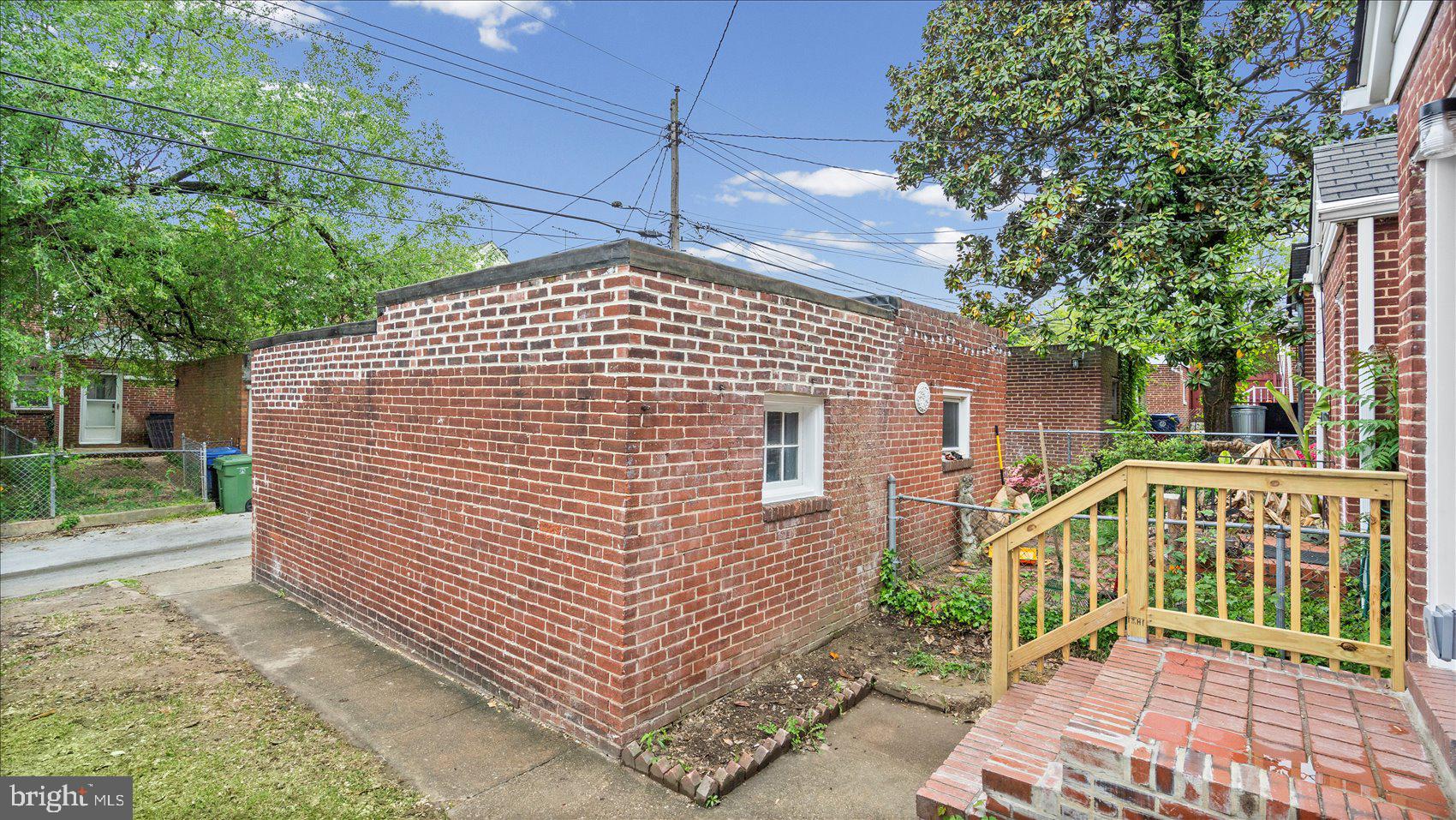 1633 Ralworth Road Baltimore, MD 21218 - Photo 36 of 44