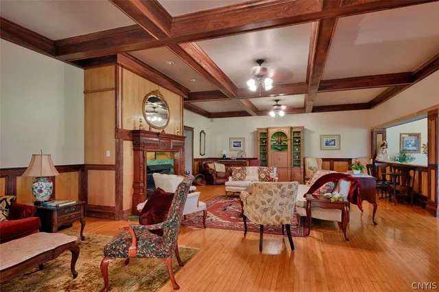 $1,295,000 | 21979 Club Road, Alexandria, NY 13640