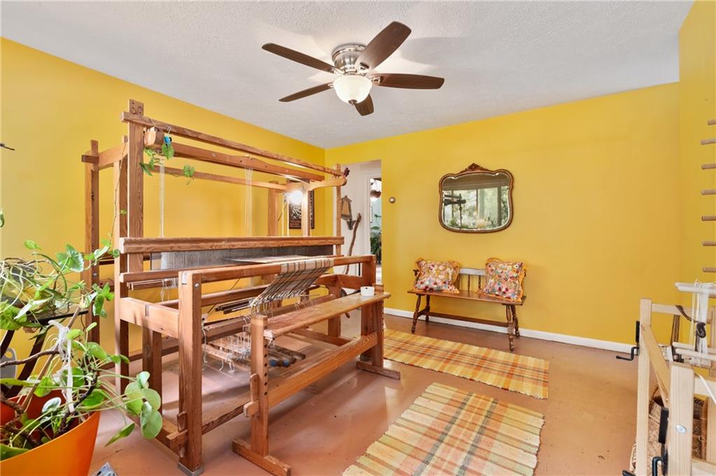 554 Becks Run Road Pittsburgh, PA 15210 - Photo 6 of 29 Gallery Image 6