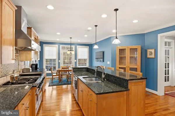 $1,300,000 | 720 Fantail Court, Annapolis, MD 21401