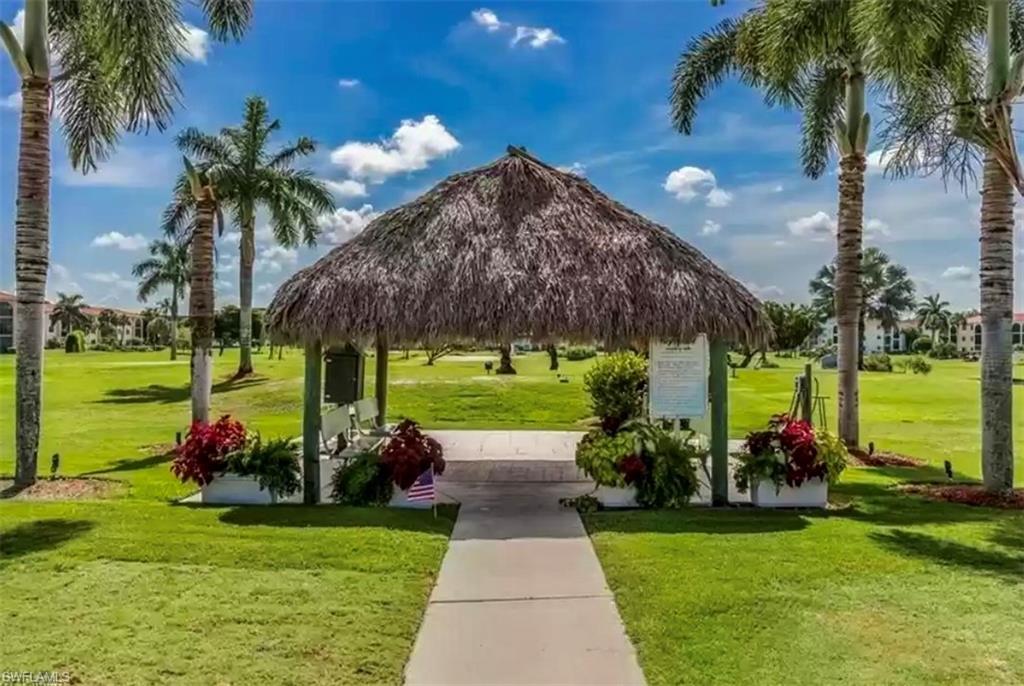 37 High Point Circle East, Unit 401 Naples, FL 34103 - Photo 17 of 36 Gallery Image 17