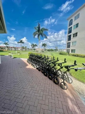 $389,000 | 37 High Point Circle East, Unit 401, Naples, FL 34103