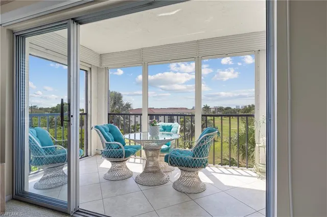 $389,000 | 37 High Point Circle East, Unit 401, Naples, FL 34103