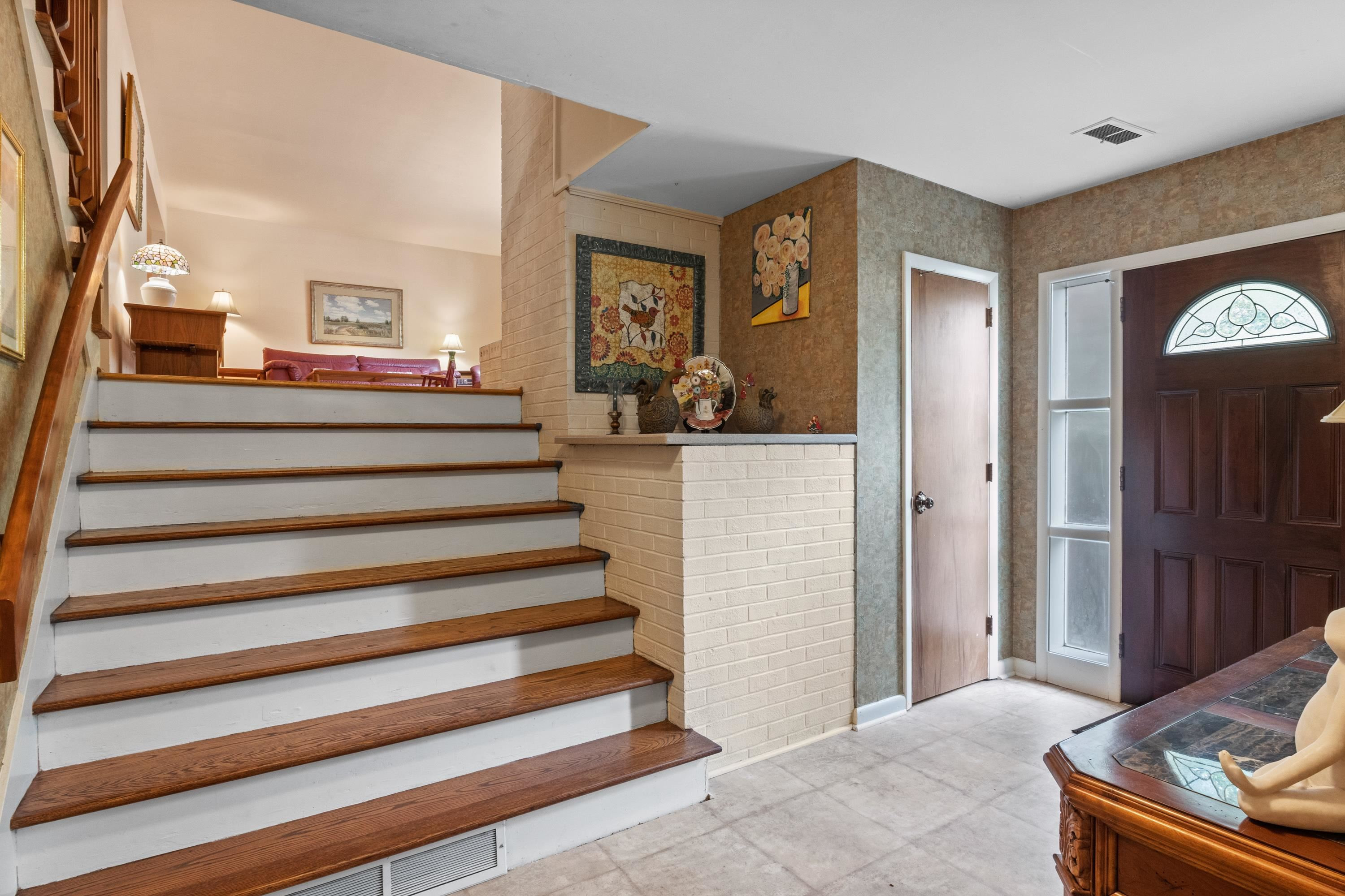 5720 Deblyn Avenue Raleigh, NC 27612 - Photo 5 of 34 Photo 5