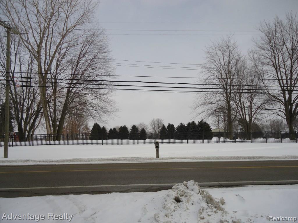 52155 Fairchild Road New Baltimore, MI 48051 - Photo 30 of 32 DSC04084.jpg