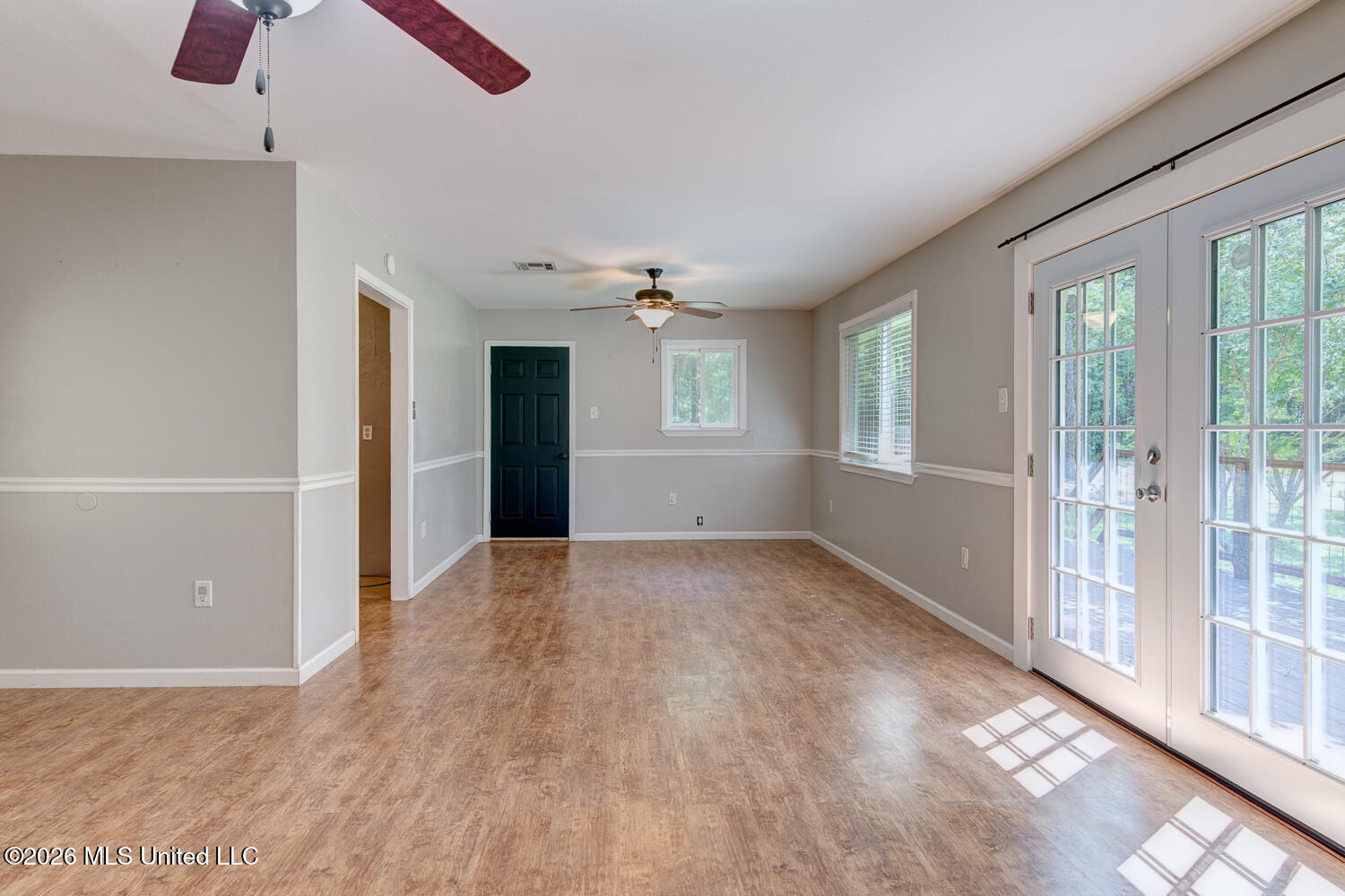 152 McCastile Road Carriere, MS 39426 - Photo 5 of 26 152McCastile_MLS-5