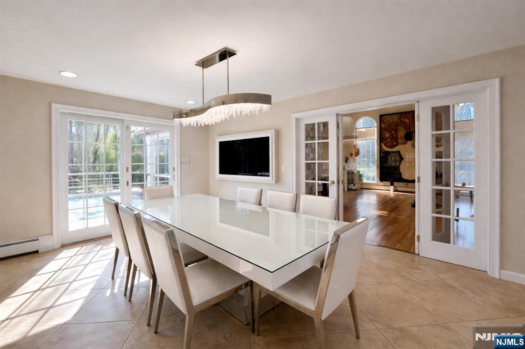 61 Sun Valley Road Ramsey, NJ 07446 - Photo 3 of 5