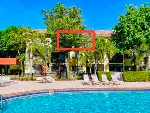 $130,000 | 257 South Cypress Road, Unit 443, Pompano Beach, FL 33060