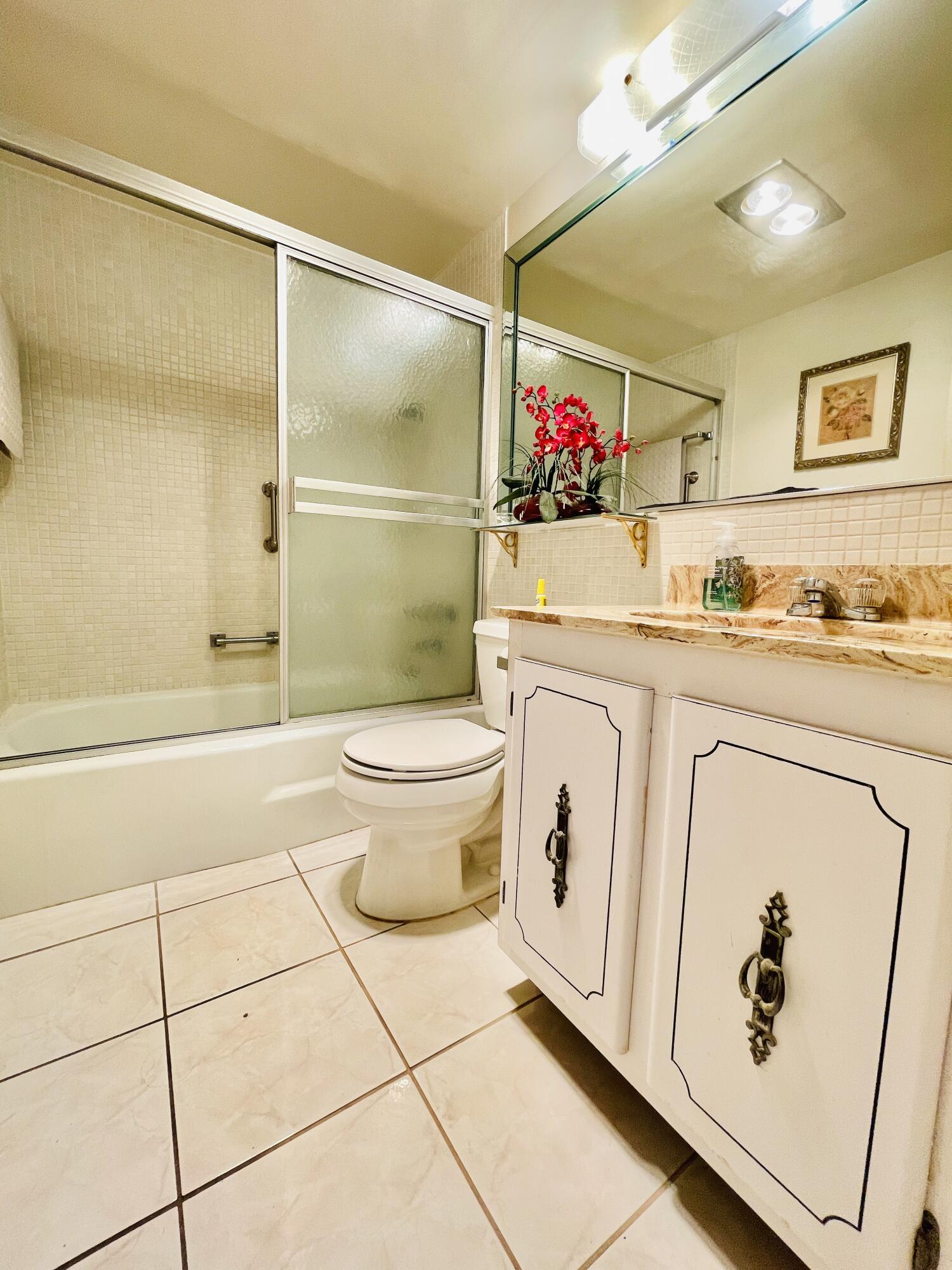 257 South Cypress Road, Unit 443 Pompano Beach, FL 33060 - Photo 8 of 27 IMG_9178