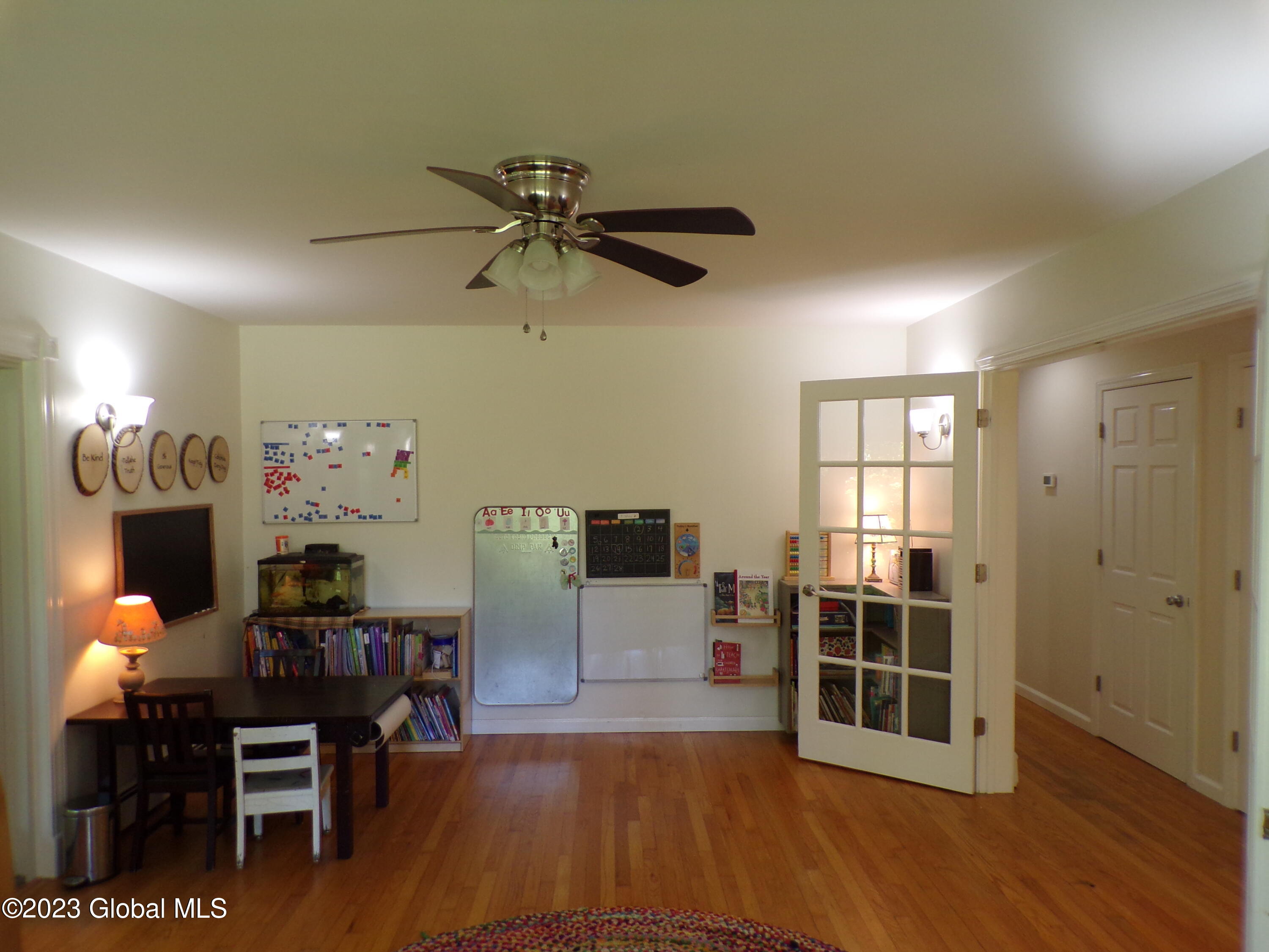 819 County Line Road Queensbury, NY 12804 - Photo 17 of 67 Beach Den 2
