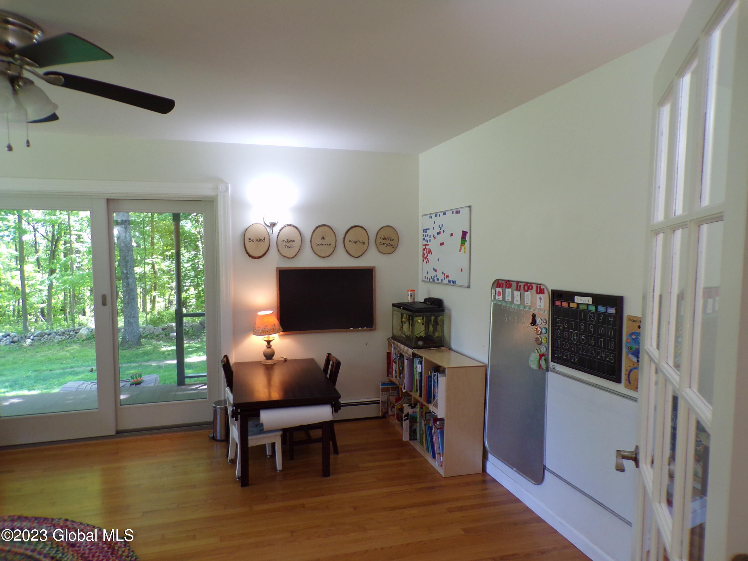 819 County Line Road Queensbury, NY 12804 - Photo 19 of 67 Beach Den