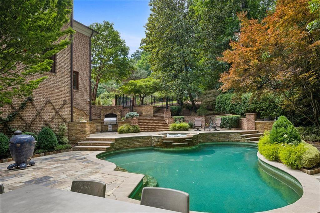 125 Blackland Road Northwest Atlanta, GA 30342 - Photo 81 of 106