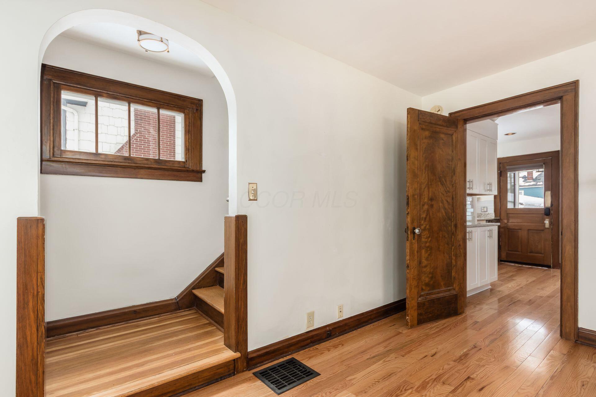 544 Piedmont Road Columbus, OH 43214 - Photo 4 of 26 007_ Rd Columbus OH 43214 USA