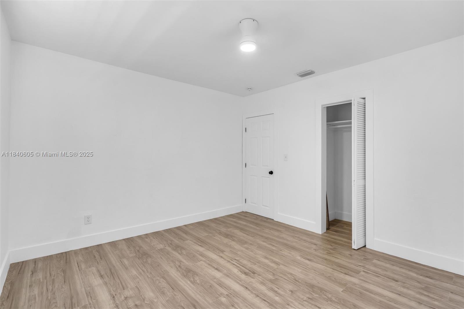 1050 Superior Street Opa-Locka, FL 33054 - Photo 15 of 20