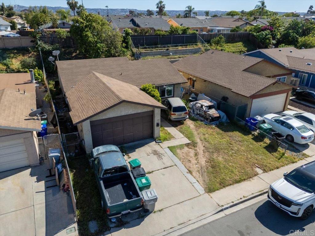 129 Diza Road San Ysidro, CA 92173 - Photo 6 of 38