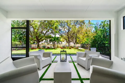 $1,250,000 | 3069 Safflower Circle, West Palm Beach, FL 33401